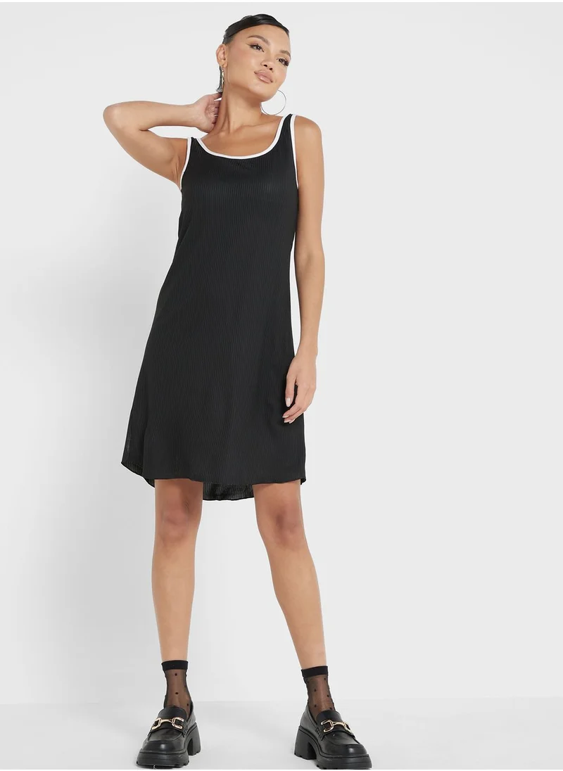 جينجر Contrast Trim Ribbed Nightdress