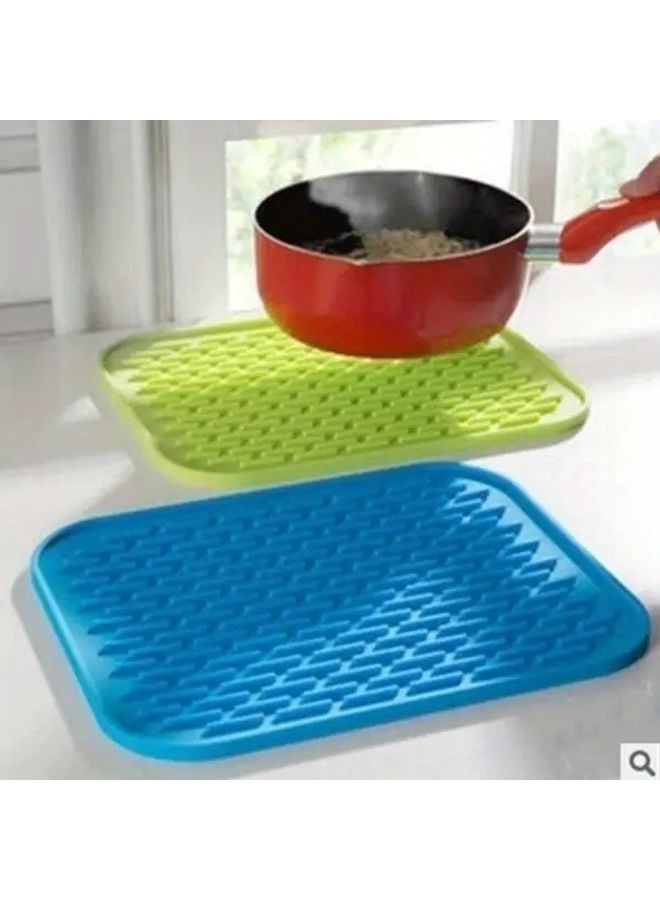 2pcs Green Silicone Heat Resistant Mat Non Slip Pot Mat for Hot Pot Plate Coaster Table Protection Kitchen Supplies - Image 1