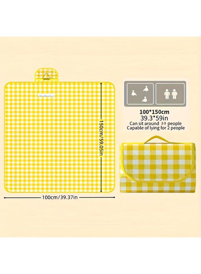 Green Moisture Proof Picnic Mat Thick Foldable Non Woven Fabric for Spring Outings Beach and Camping - Image 3