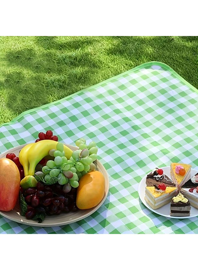 Green Moisture Proof Picnic Mat Thick Foldable Non Woven Fabric for Spring Outings Beach and Camping - Image 5