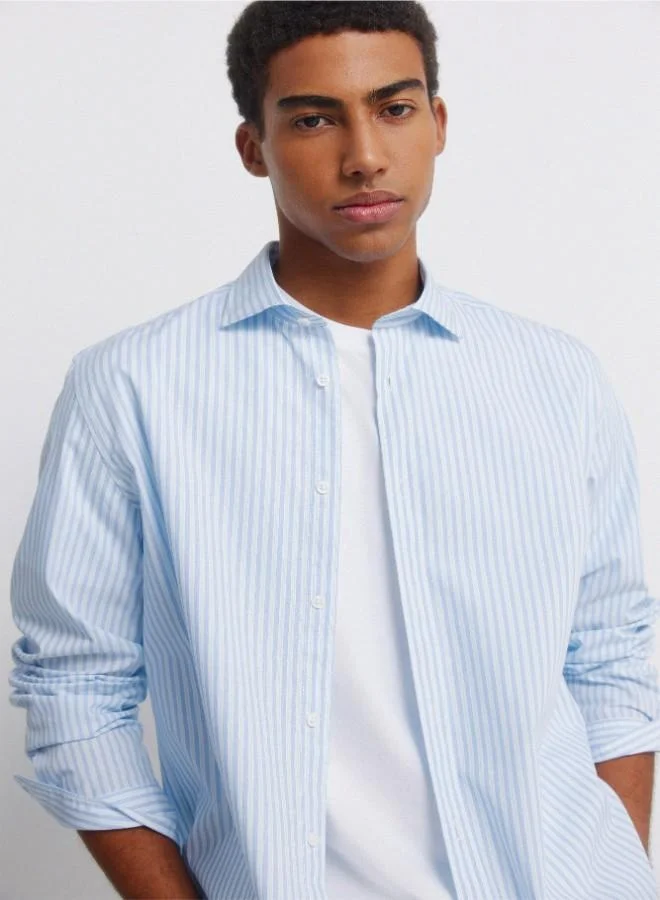 Springfield  Striped long sleeve 100% cotton poplin dress shirt with tonal tree embroidery and mother-of-pearl button for Men | Best Price UAE