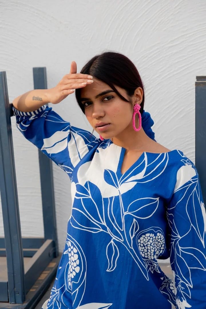 LookMark Women's Floral Printed Kurti Pant Set with 3/4th Sleeves, Calf Length and V-Neck (AZ-LM-OG-KS2144-M) Blue - Image 5