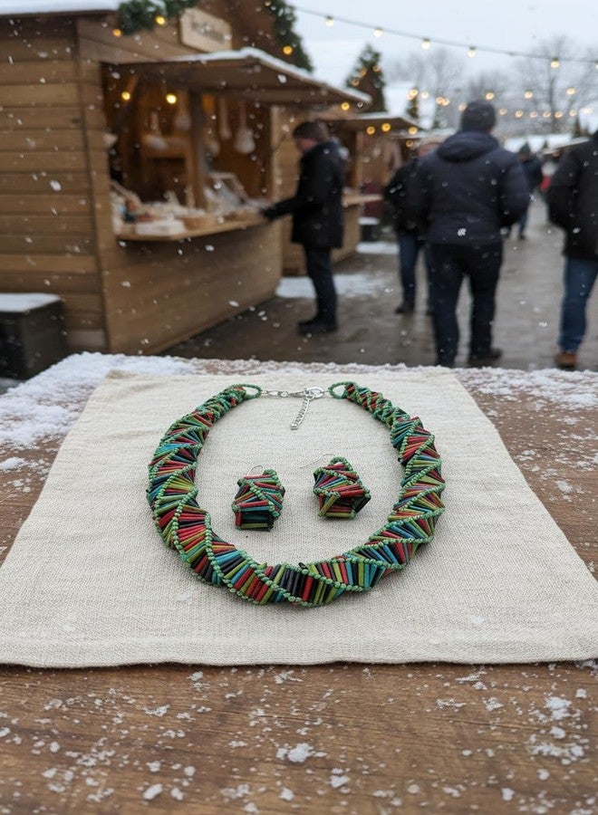 دي سي أيه طقم عقد وأقراط مصنوع يدويًا من خرز البوق الملتوي من DCA، متعدد الألوان، ألوان الخريف، نمط بوهو، مشبك ذهبي قابل للتعديل للملابس الهندية الغربية، الكورتي، الساري للنساء والفتيات (زيتوني/أحمر/فيروزي) - Image 4