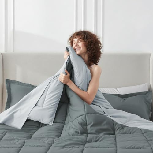 FURBO Microfiber Reversible AC Comforter Set for Double Bed | 200 GSM Lightweight All Season Quilt, Soft Warm Blanket with 2 Pillow Covers | King Size (90 x 100 Inches, Plum & Vanilla) - Image 1
