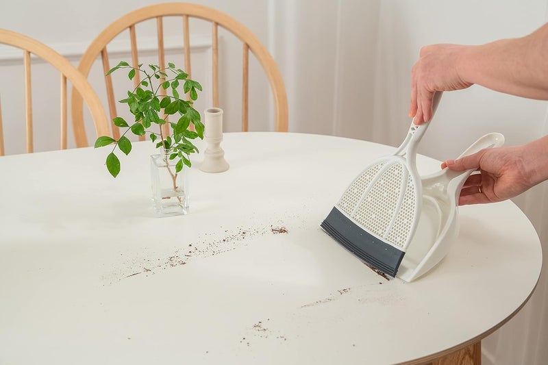 Broombi مجموعة فرشاة ومقشة برومبي السيليكونية المحمولة - ممسحة ذات سطح أملس بالكامل - مثالية لإزالة شعر الحيوانات الأليفة، للاستخدام الجاف والرطوب لتعظيم كفاءة التنظيف - Image 5