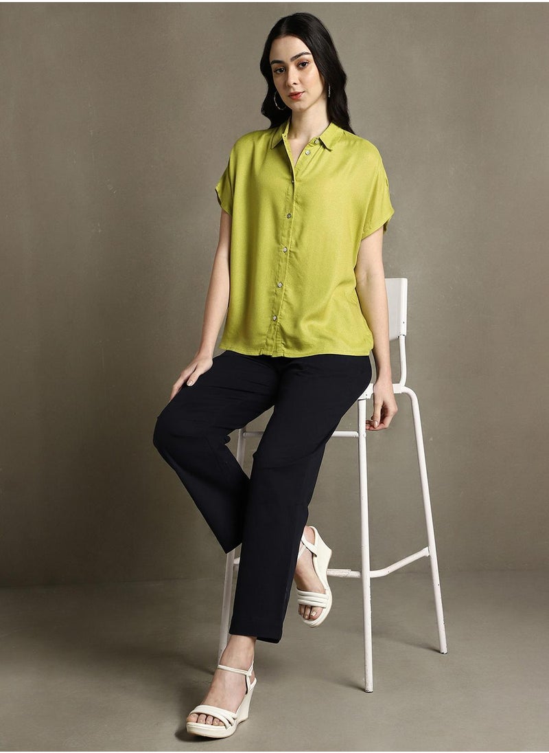 Dennis Lingo Women's Apple Green 100% Rayon Solid Button Down Oversized Shirt  - Image 5