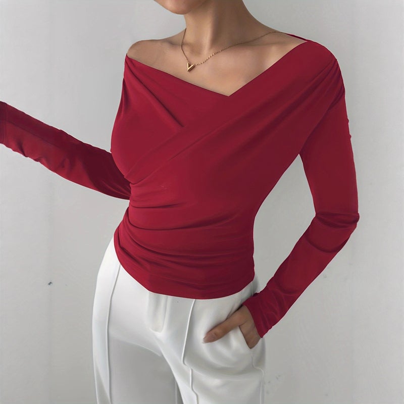 تي شيرت نسائي عصري بأكمام طويلة وكتف مكشوف - Image 3