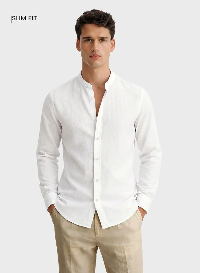 ذا انديان كراج كو Men Slim Fit Textured Mandarin Collar Full Sleeves Shirt