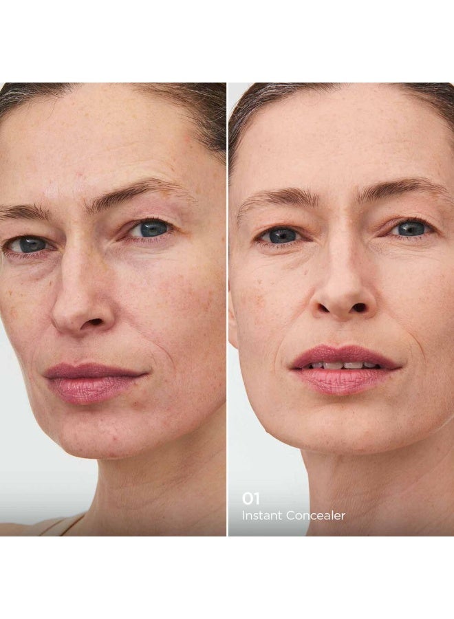 Clarins Instant Concealer in shade 01 (Yellow-Beige/Light). - Image 4