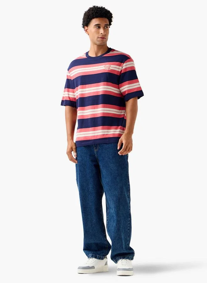 سبلاش فيڤ تيشيرت رجالي بقصة عادية ورقبة دائرية وأكمام قصيرة مخطط