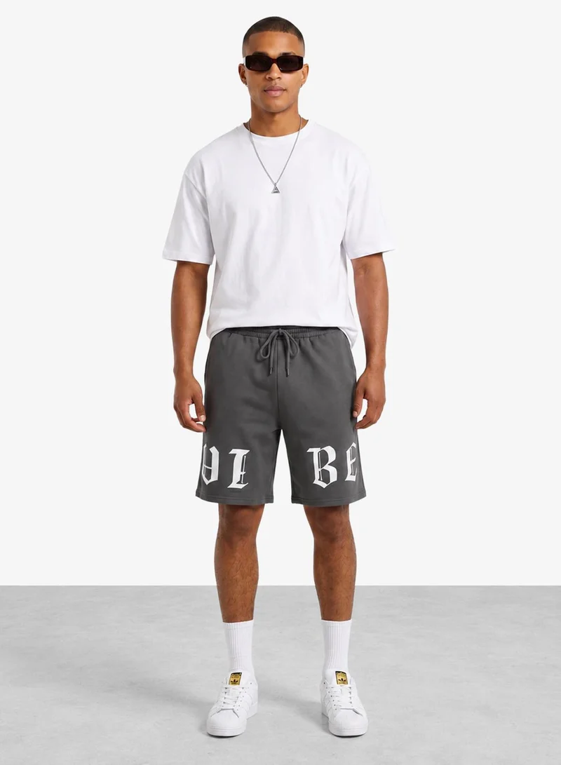 Seventy Five Printed Baggy shorts