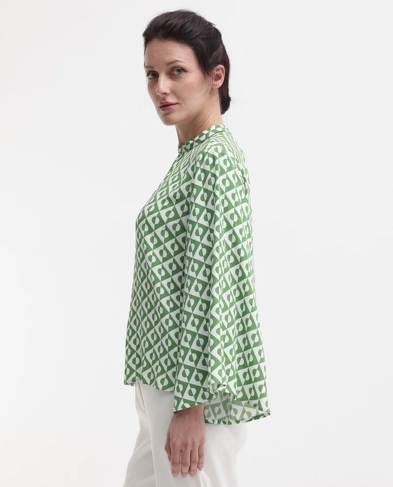 Rareism Women's Geometric Print Top