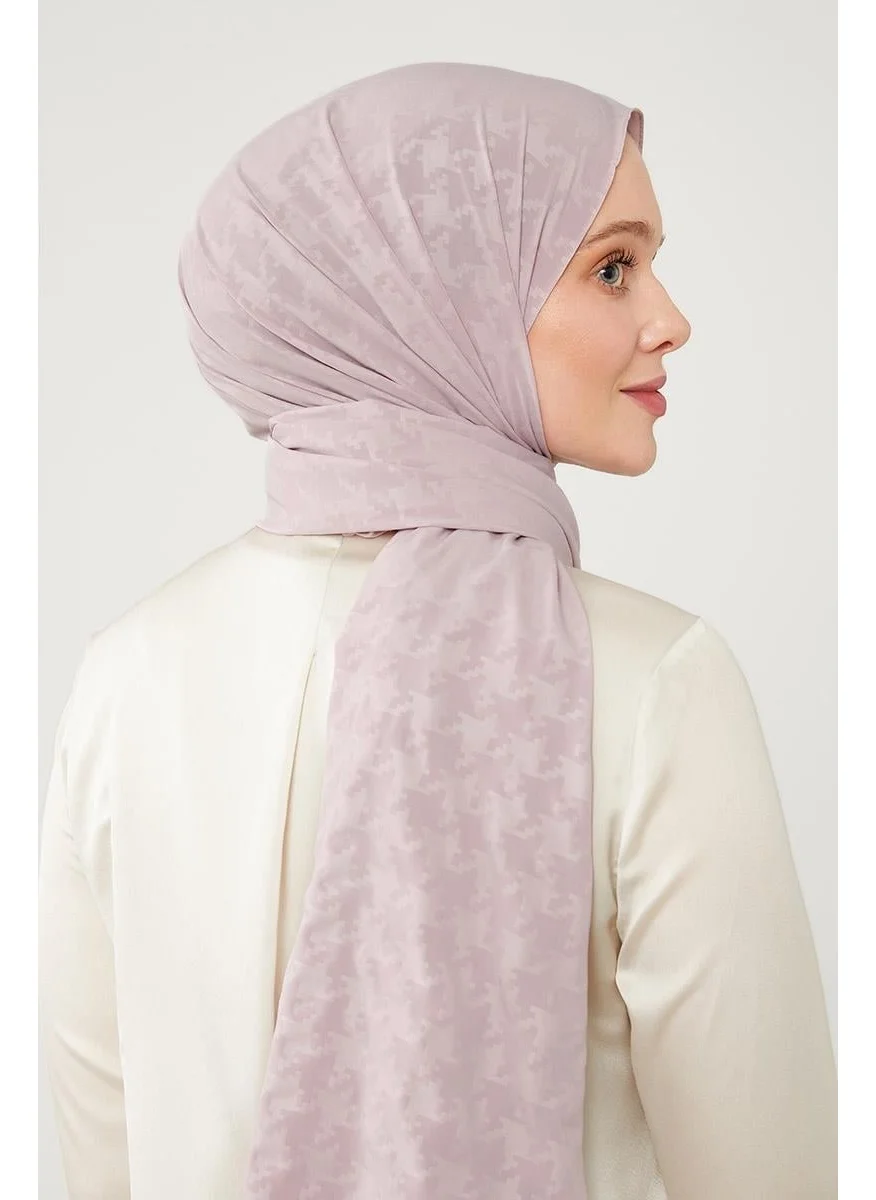 Levidor Nude Jacquard Puzzle Pattern Elegance Shawl