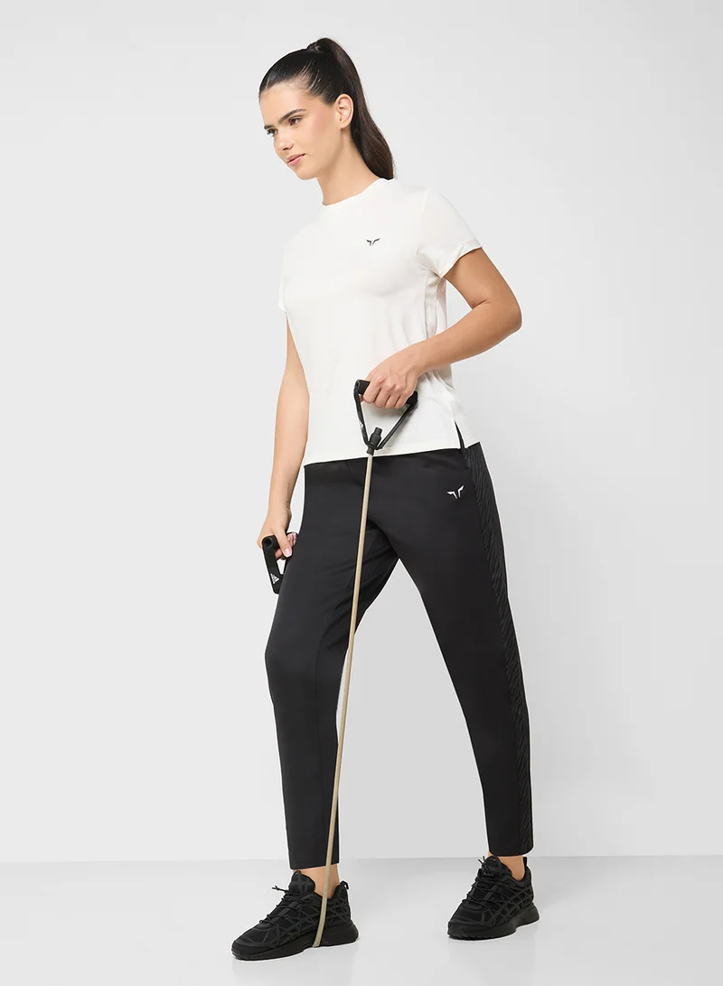 SQUATWOLF Essential Relaxed Fit T-Shirt