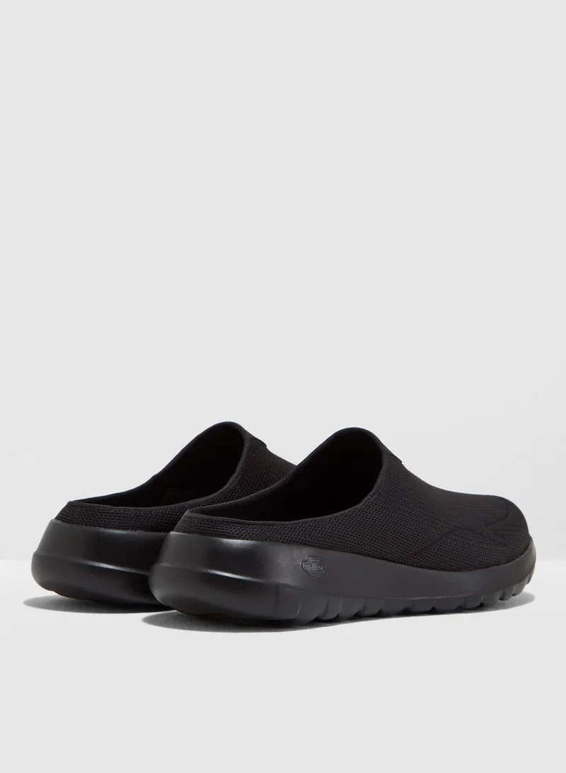 SKECHERS Go Walk Max