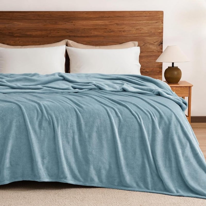 JBTC JBTC Warm Quilt Cover Double Bed with Zipper Duvet CoverRajai CoverBlanket Cover Double Bed Soft Flannel Specially Made for Winter Season 90x100 Inches 1Pc Duvet Cover Only ColorSky Blue  - Image 1