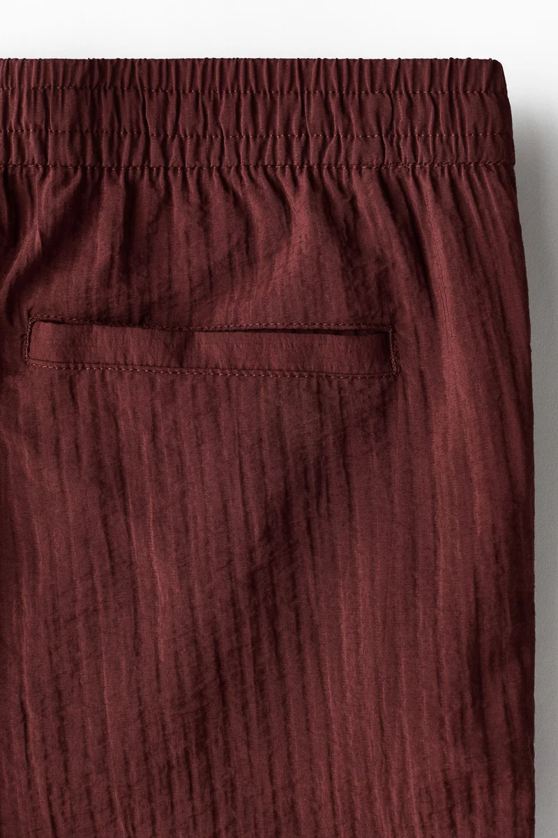 اتش اند ام بنطلون بنسيج بارز بقصة مريحة