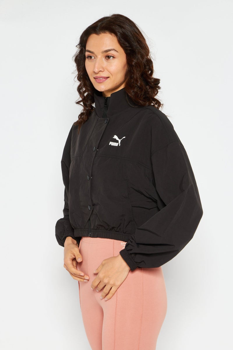 PUMA جاكيت واقي من الرياح طويل الأكمام للنساء، أسود - Image 3