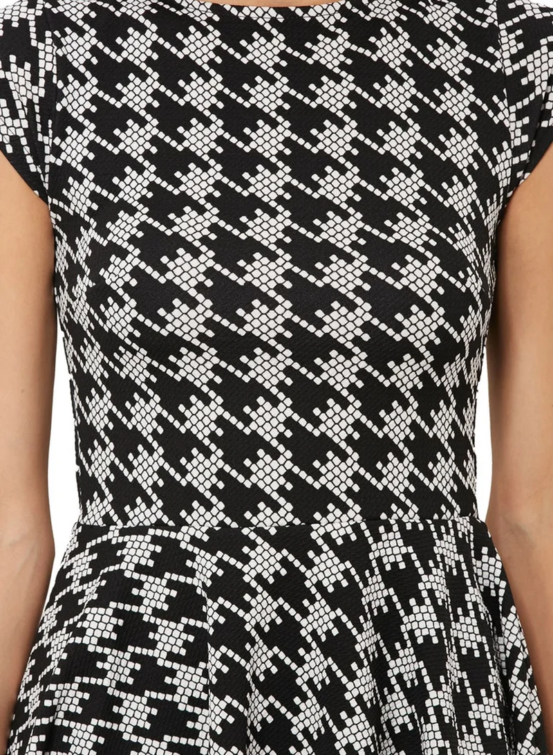 ELLA Houndstooth Peplum Top