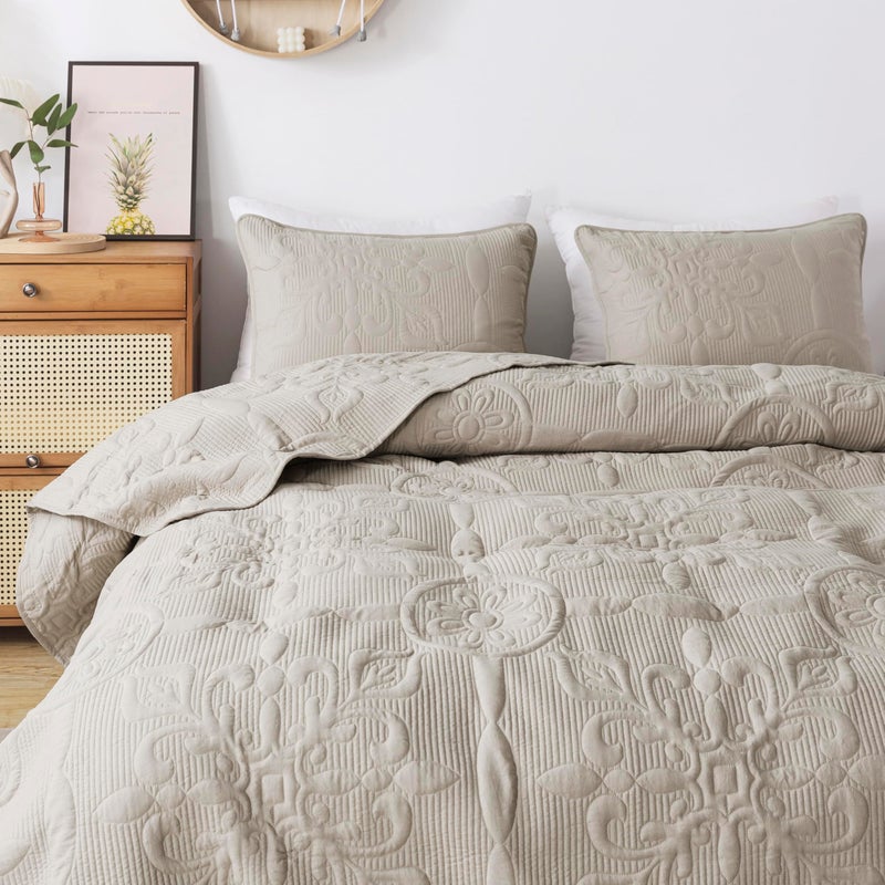 B2EVER Beige Damask Quilt King Size Bedding Sets with 2 Pillow Shams, Boho Bedspread Lightweight Soft Farmhouse Vintage Bohemian Coverlet Retro Jacquard Pattern Bed Cover for All Season, 3 Pieces - Image 3