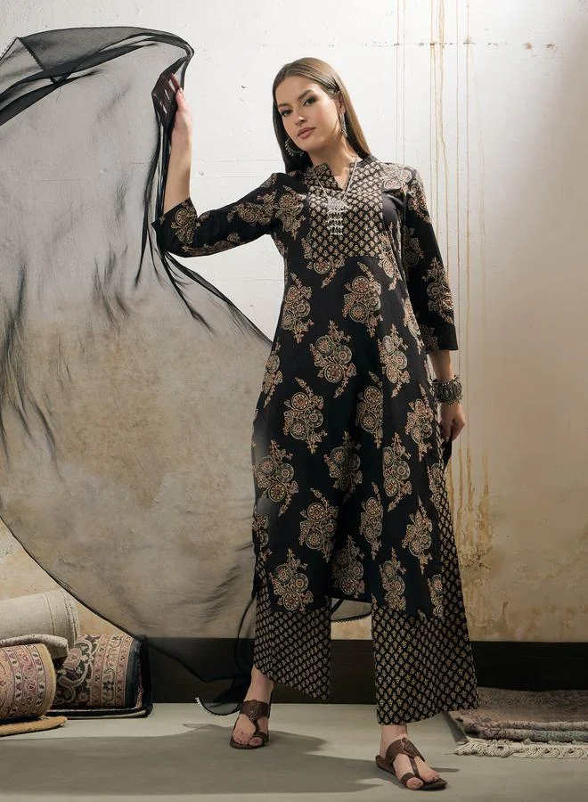 SASSAFRAS SASSAFRAS Black Floral Straight Kurta with Pencil Pants and Dupatta Set