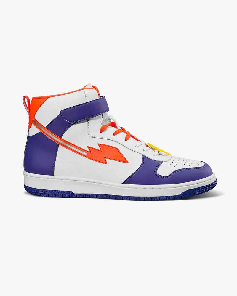 بيواكوف حذاء رياضي رجالي برقبة عالية بتصميم ألوان أبيض وبرتقالي مع نقش برق