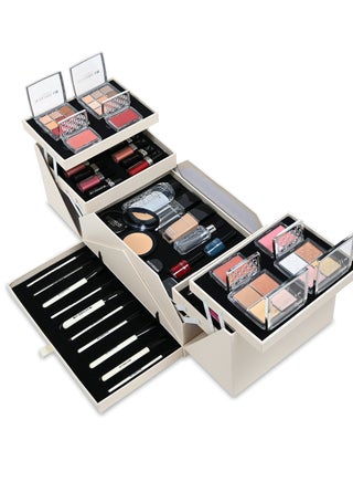 Maydream Makeup Set - pzsku/ZE8EB100035F8E433FF03Z/45/1747295686/d3e5b9c4-e7e7-4179-96e3-1a8941b488ce