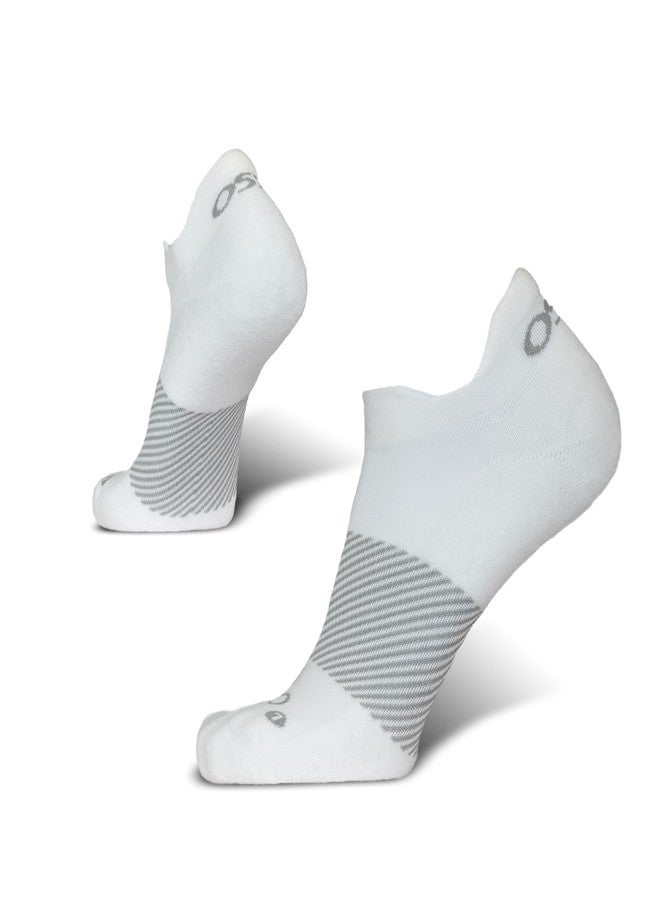 أو اس فيرست جوارب OS1st Wicked Comfort No Show ذات ضغط خفيف لتوفير أقصى قدر من الراحة والحماية من البثور، بالإضافة إلى نسيج يسمح بالتهوية (مقاسات أمريكية، ألفا، متوسط، عادي، عادي، أبيض) - Image 1