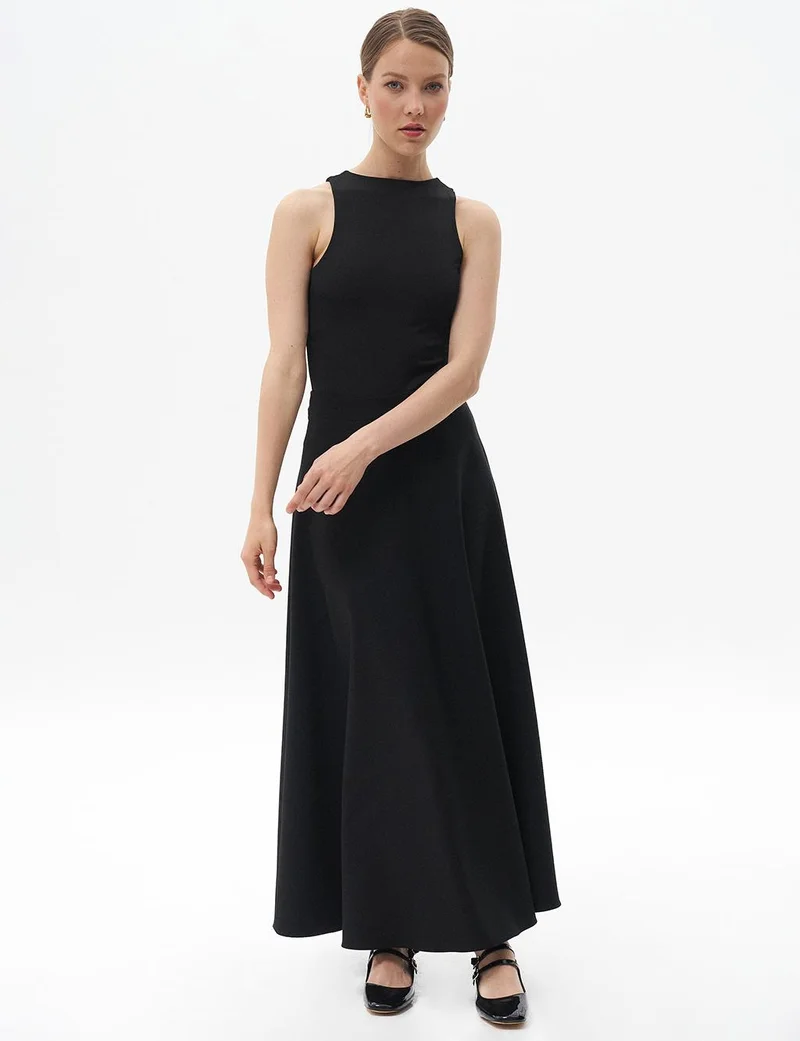 Kayra Basic Flared Skirt Black