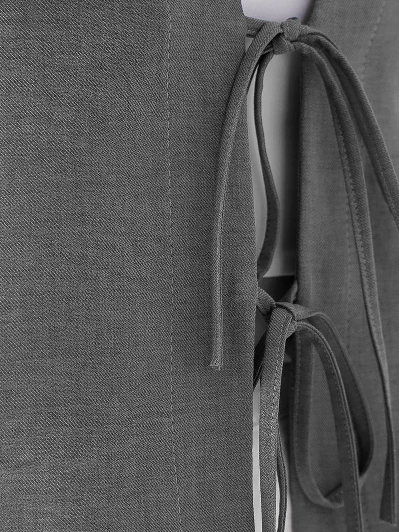 بيغ دارت بلوزة كيمونو بأكمام طويلة وياقة على شكل حرف  من مزيج الفيسكوز مع تفاصيل ربط