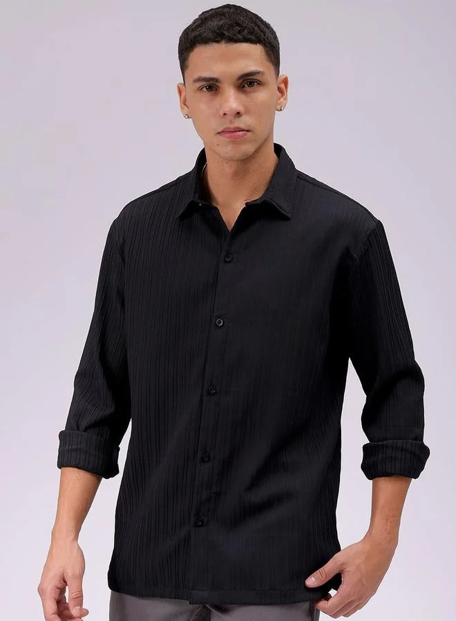 The Indian Garage Co Men Relaxed Solid Cutaway Collar Resort Shirt