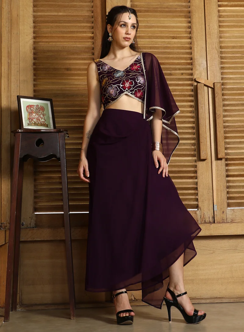  قصة Qissa Women's Onyx Coffe Periwinkle Pre-Draped Saree For Casual Wear | V-Neck | Sleeveless | 2 Piece Pre-Draped Saree Designed With Comfort Fit For Everyday Ethnic Wear