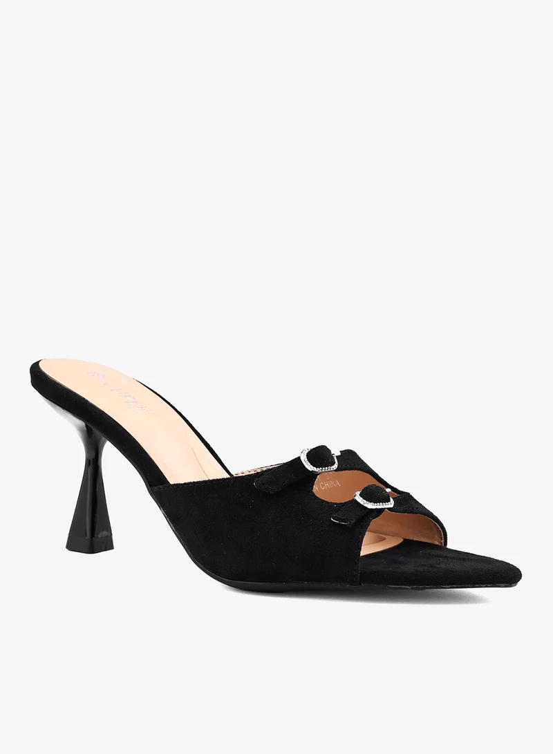 كابلي صنادل نسائية بكعب وحزامين بإبزيم