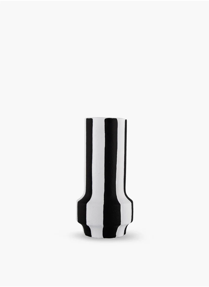 Roomours Monochrome Medium Vase