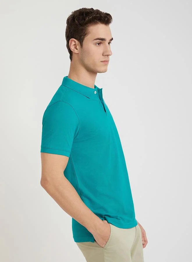 Parx Men Green Regular Fit Solid Polo T-Shirt