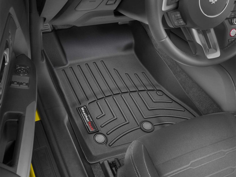 WeatherTech سجاد أرضي مخصص WeatherTech لسيارة فورد موستانج، موستانج دارك هورس، موستانج شيلبي GT350R، موستانج شيلبي GT500، موستانج ماخ 1-الصف الأول (446991)، أسود - Image 2