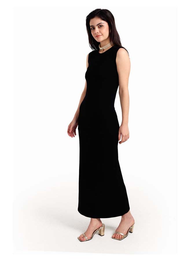 Carina - Sleeveless Dress with Back Slit - Image 1