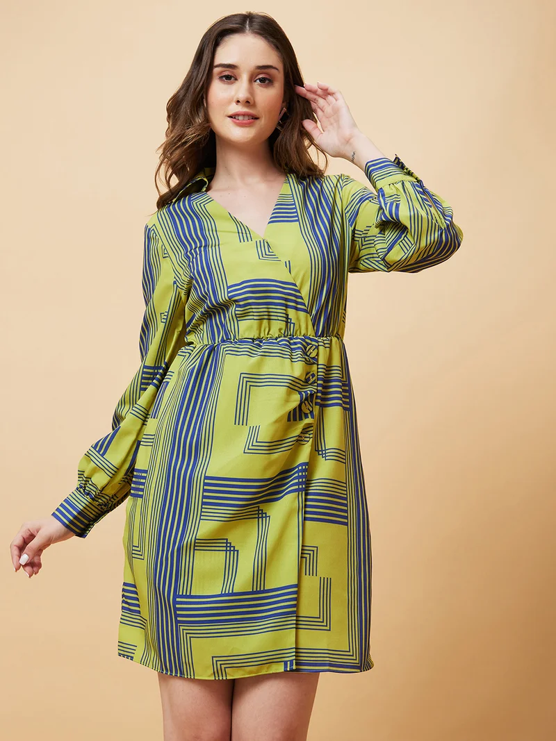 globus Women Green Geometric Printed Long Sleeves Warp Dress
