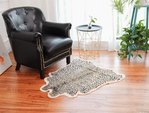 Seek4comfortable Leopard Print Rug, Cute Faux Cheetah Rugs Cowhide Skin Fur Rug Animal Printed Area Rug Cheetah Carpet for Livingroom, Bedroom,Home Office, 3.3x3.1ft - Image 2