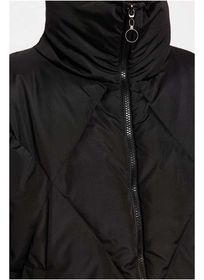 trendyol - Black Oversize Molded Water Repellent Puffer Quilted Coat TWOAW24MO00146 - Image 1