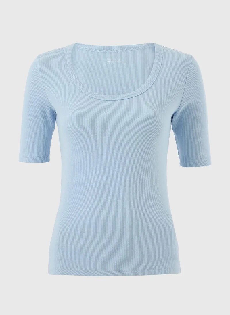 ماتلان Blue Ribbed Scoop Neck T-Shirt