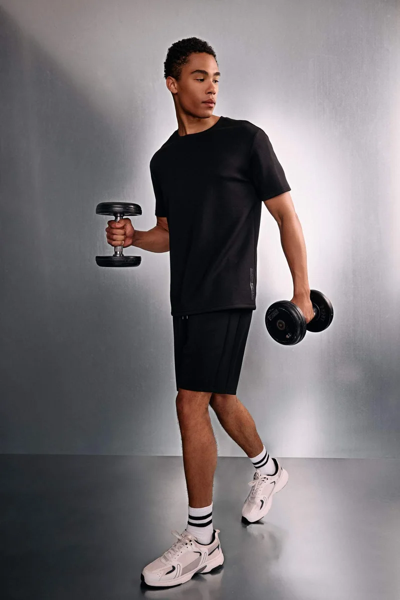 ديفاكتو Standard Fit Sports Modal Shorts