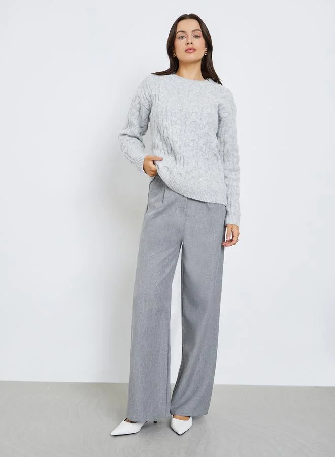 ستايلي سويتر محبوك بمزيج يارن وقصة عادية