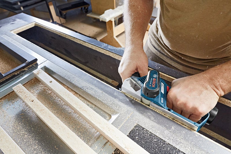 BOSCH بوش GHO12V-08N 12V ماكس مخطط بدون فرش (أداة عارية) - Image 2
