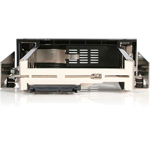 StarTech.com 5.25in Trayless Hot Swap Mobile Rack for 3.5in Hard Drive - Internal SATA Backplane Enclosure - Lockable drive bay , TAA (HSB100SATBK) - Image 3