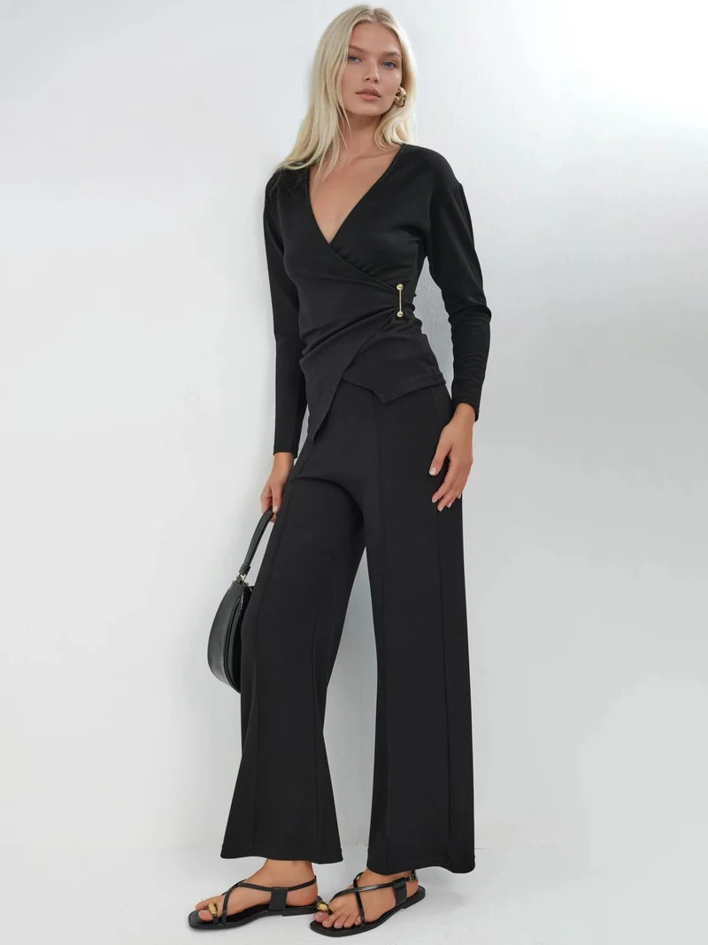 زوبعة طقم بلوزة وبنطلون من مجموعة بيرسان