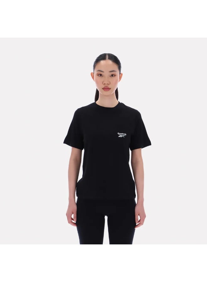 Reebok Lex Small Logo Crw Ss Pocket Tee - Image 1