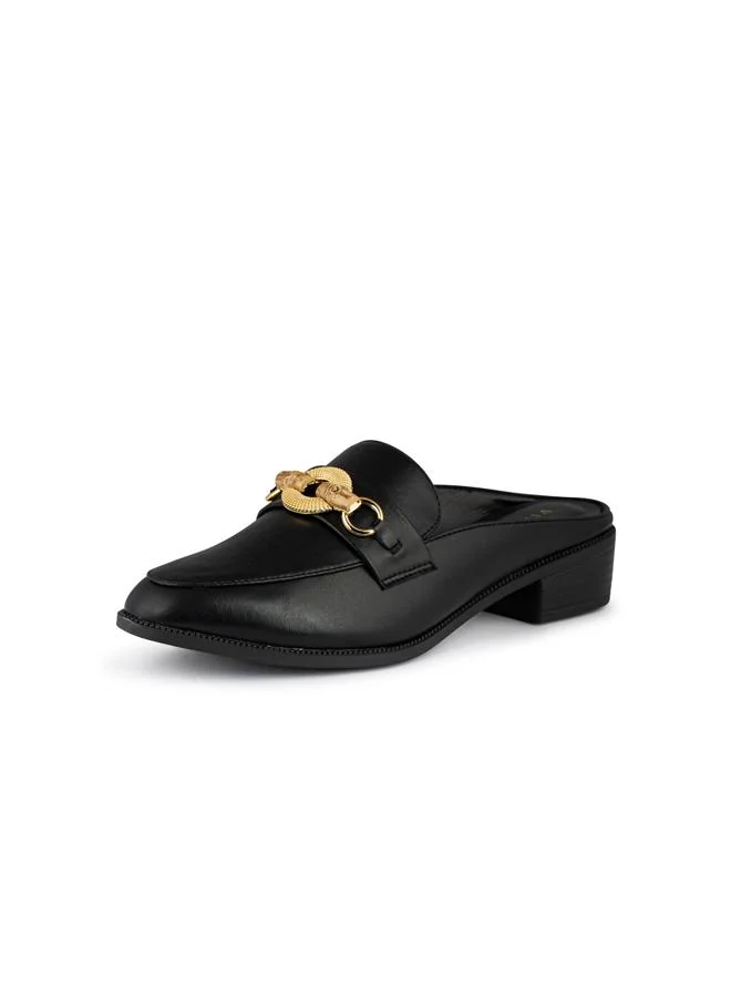 Vincci Women Round Toe Low Heel Pumps