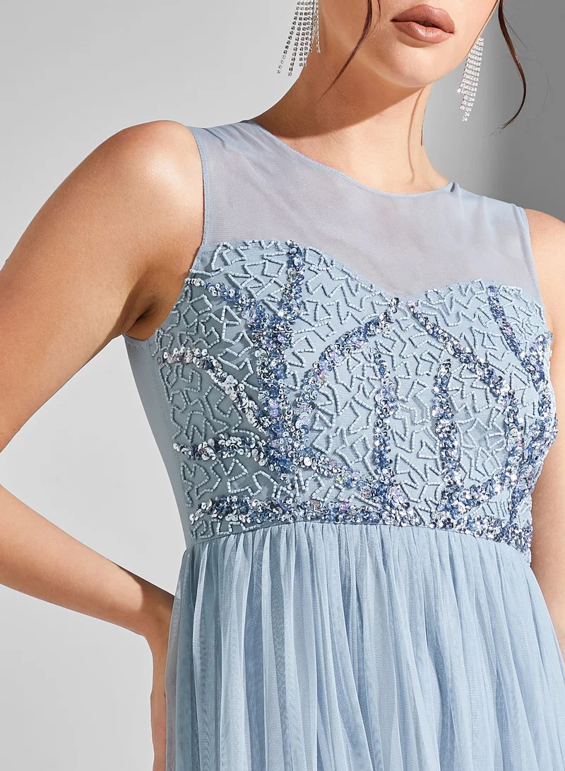 Namshi x Julia Embellished Bodice Maxi Dress