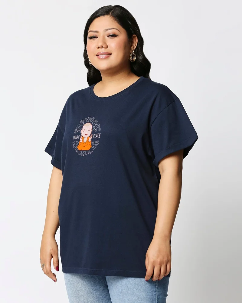 بيواكوف تيشيرت بوي فريند نسائي مقاس كبير بطبعة سلام داخلي أزرق